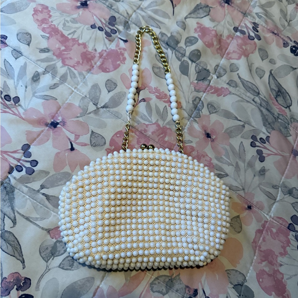 Vintage Pearl Clutch
